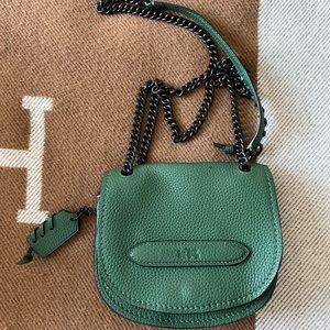 Coach Green Pebbled Leather & Chain Crossbody bag in pristine condition.